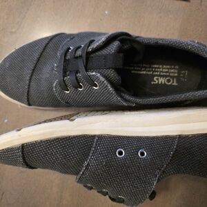 TOMS Men's Black Casual Shoes